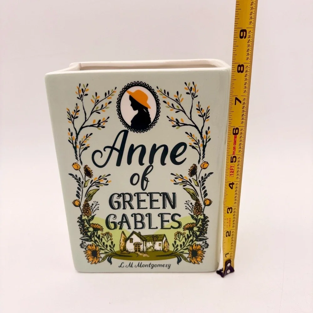 Biblio‎ Bloom Anne of Green Gables Ceramic Book Vase L.M. Montgomery Green Decor
